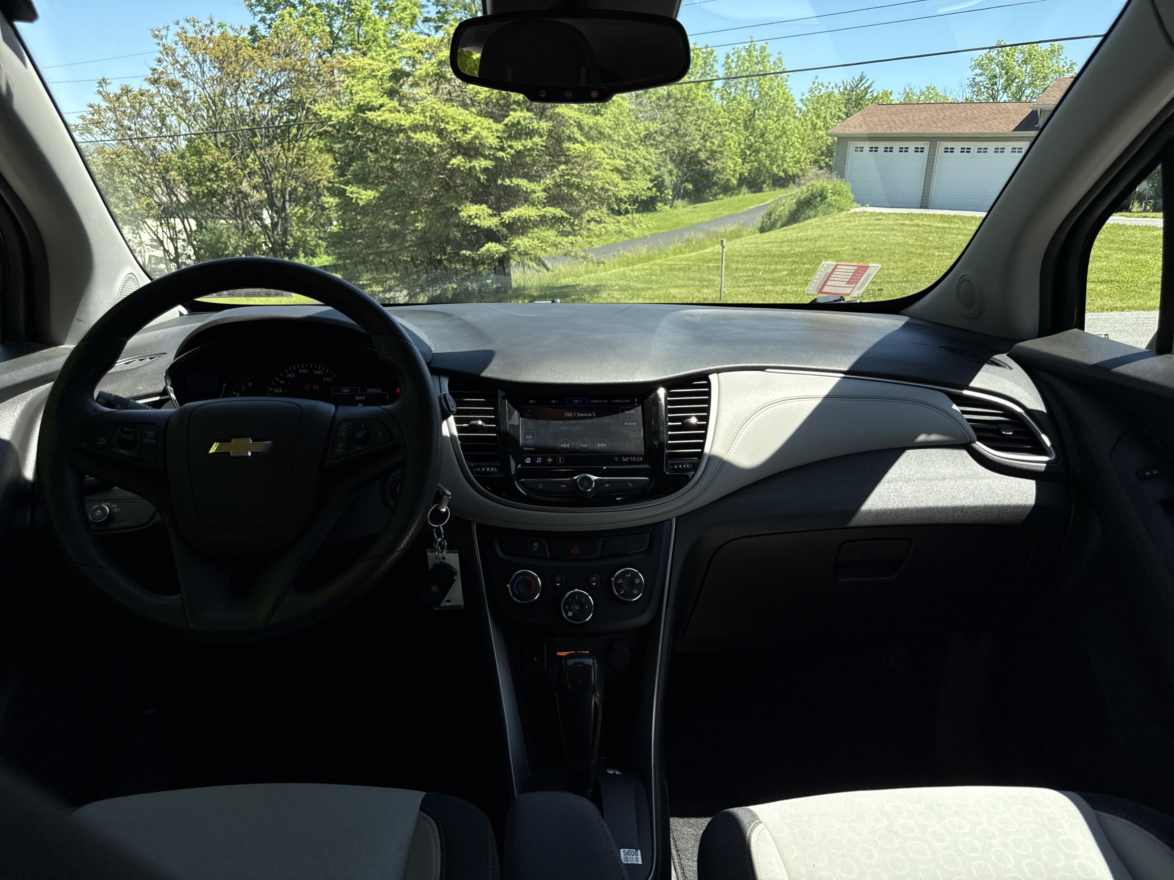 Used 2020 Chevrolet Trax LS w/ Tint and Cruise Package AWD/4WD image 14