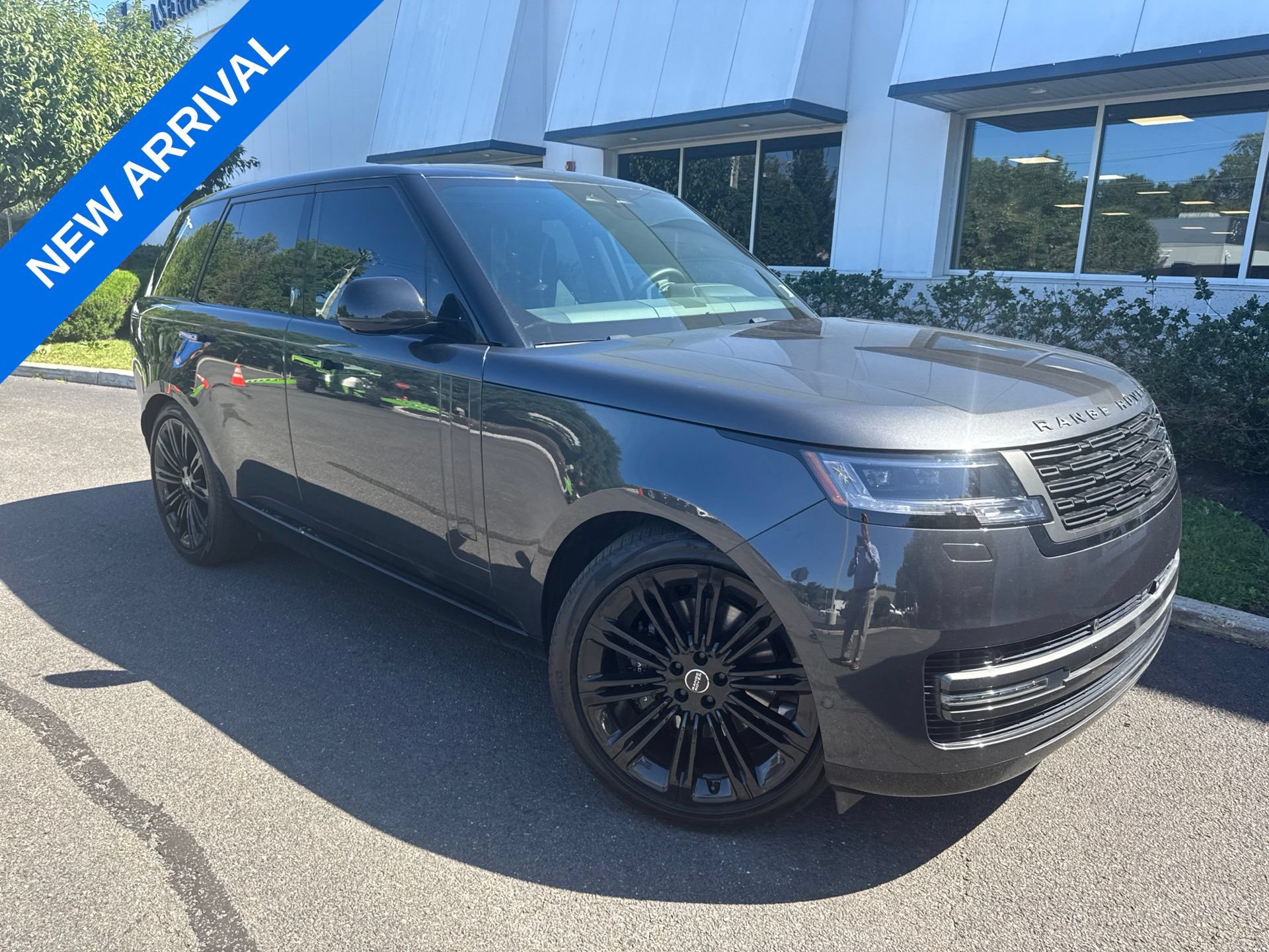 Used 2024 Land Rover Range Rover SE