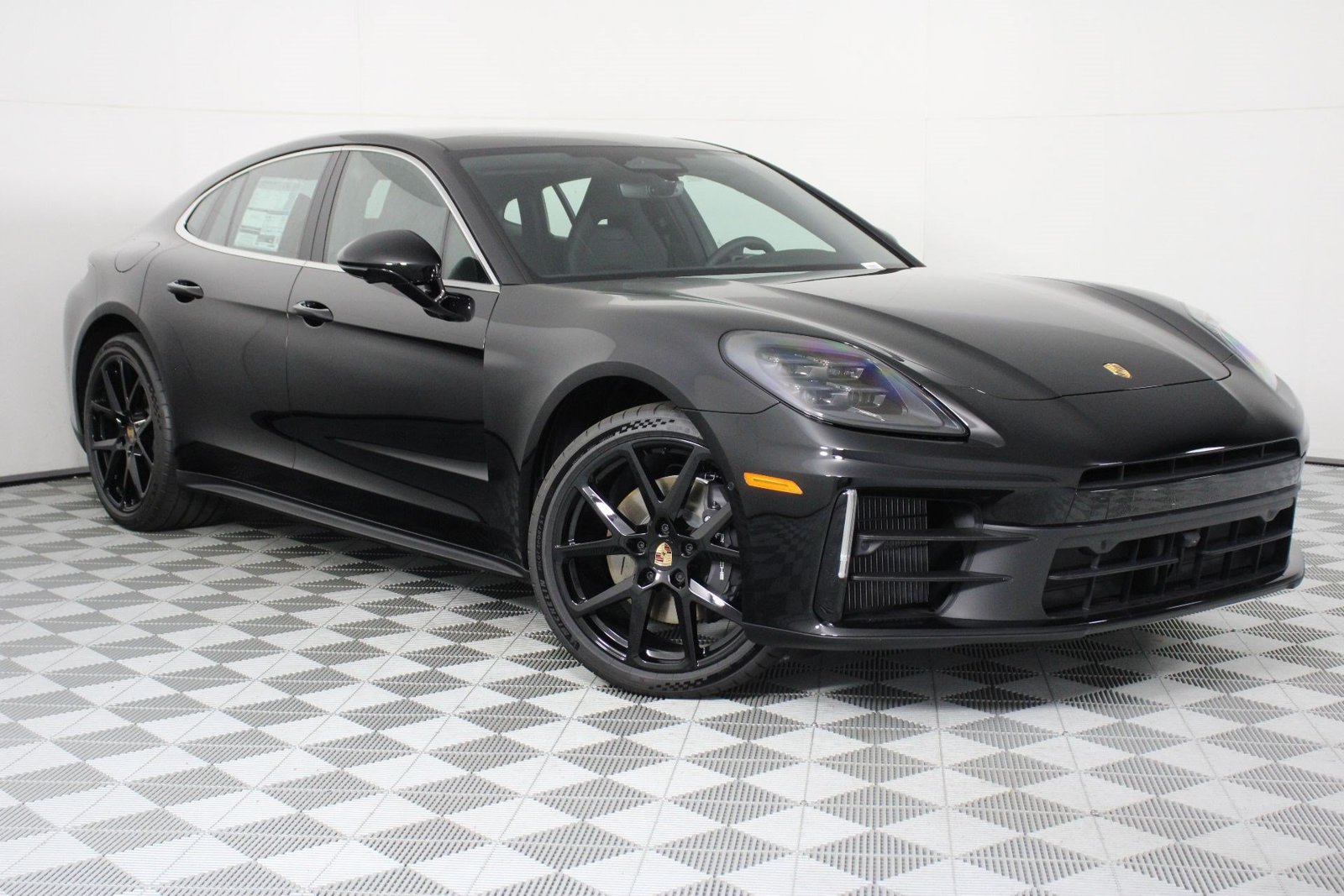 New 2026 Porsche Panamera RWD image 9