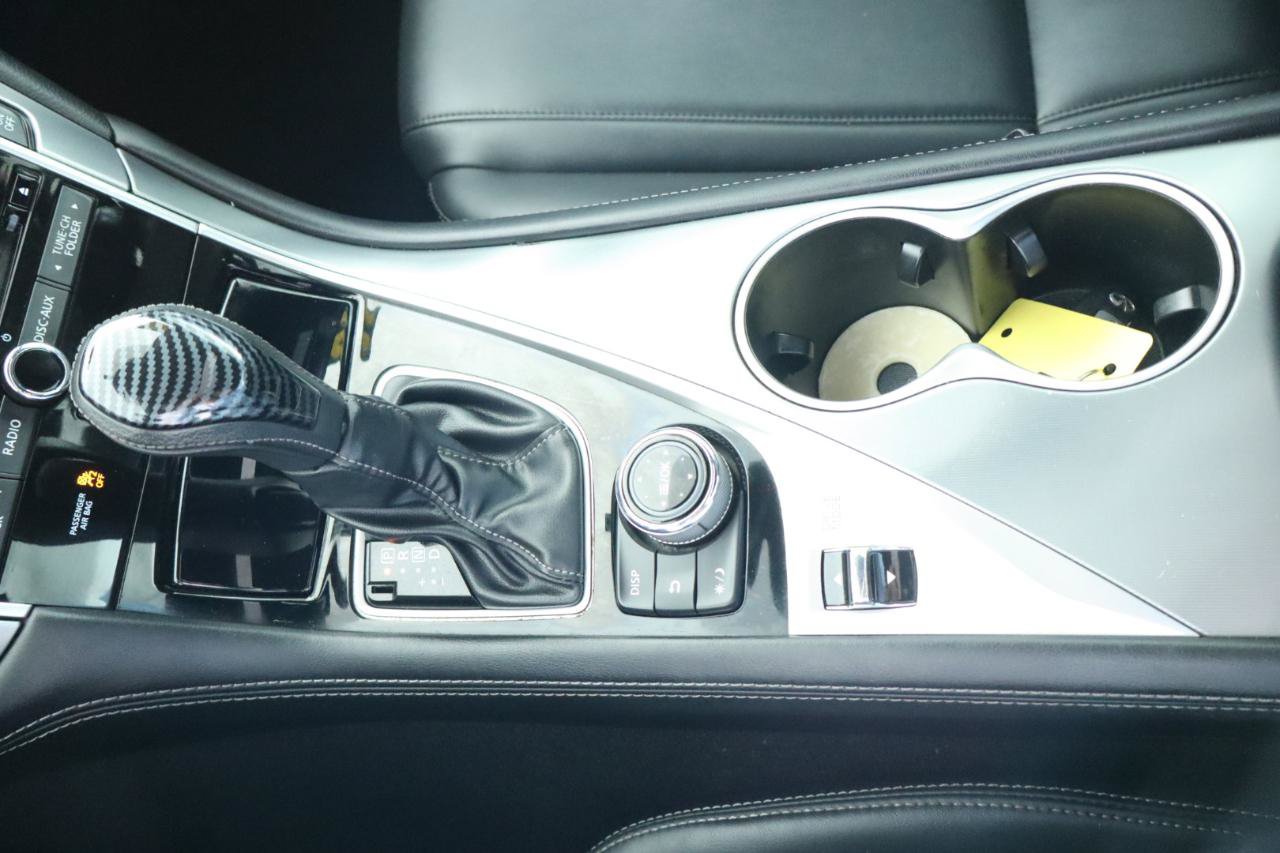 Used 2018 INFINITI Q60 3.0t Luxe RWD image 18