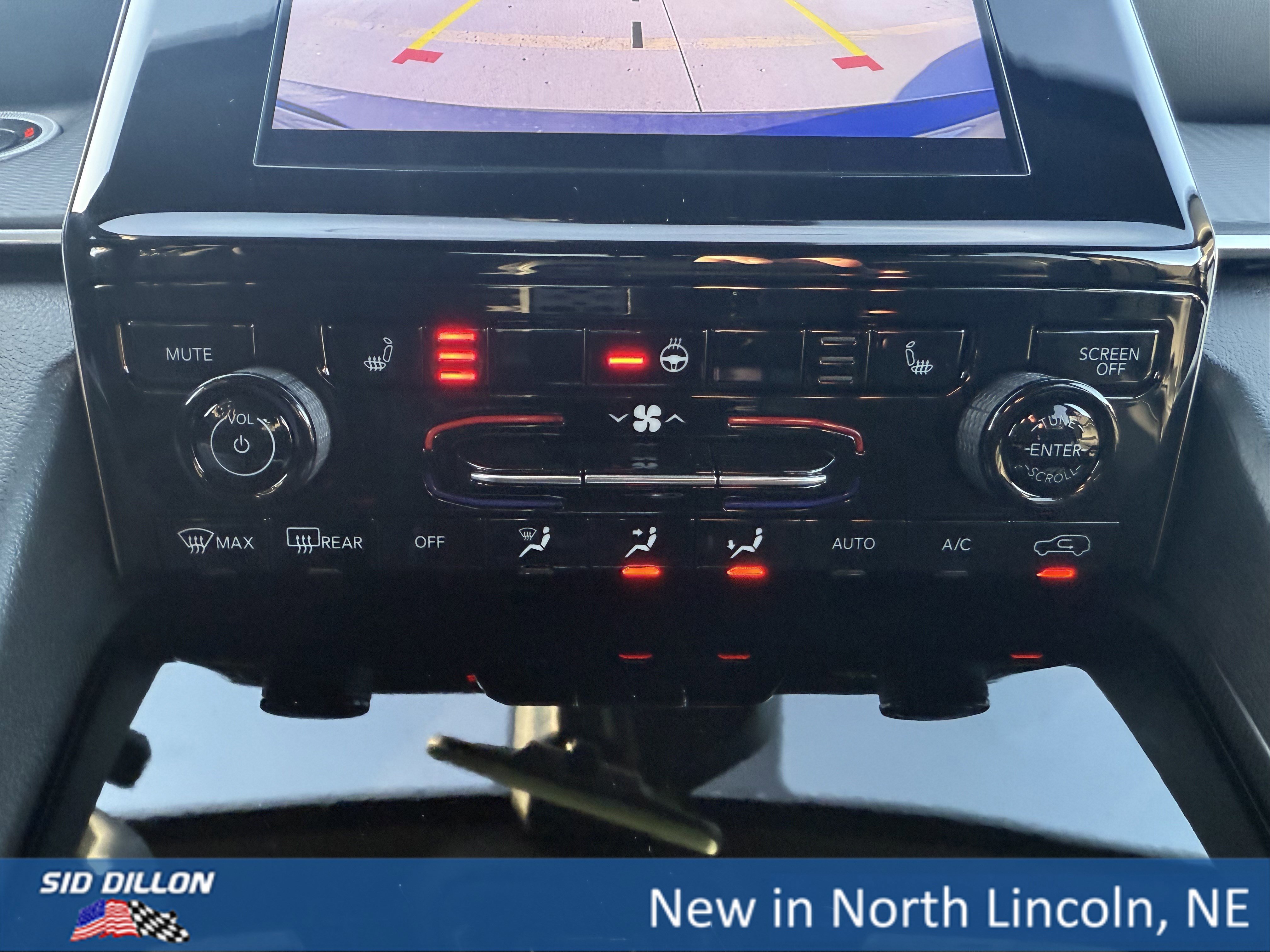 New 2025 Jeep Grand Cherokee L Altitude image 13