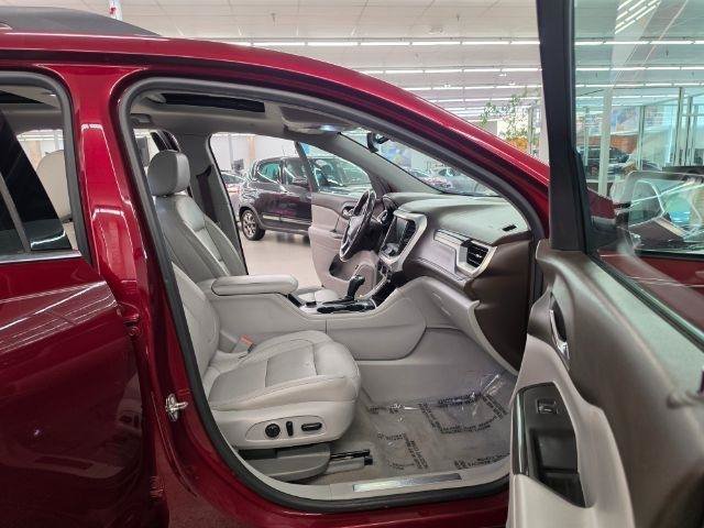 Used 2018 GMC Acadia SLT w/ LPO, Floor Liner Package AWD/4WD image 39