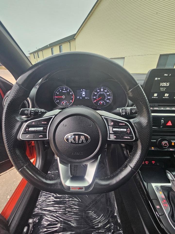 Used 2021 Kia Forte GT-Line w/ GT-Line Premium Package image 14