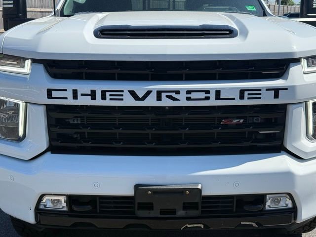 Used 2021 Chevrolet Silverado 2500 LTZ w/ LTZ Plus Package image 3