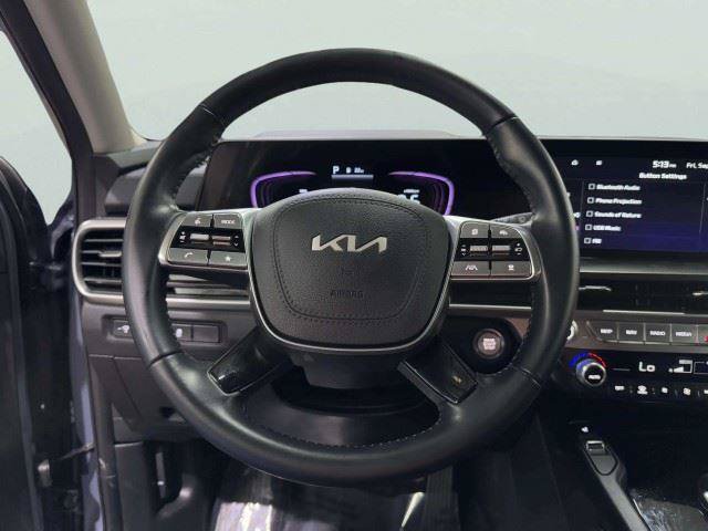 Used 2024 Kia Telluride S FWD image 32