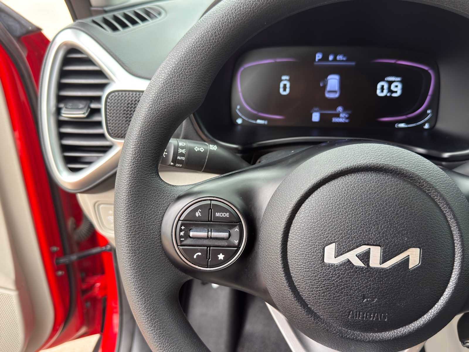 Certified 2024 Kia Soul LX FWD image 20