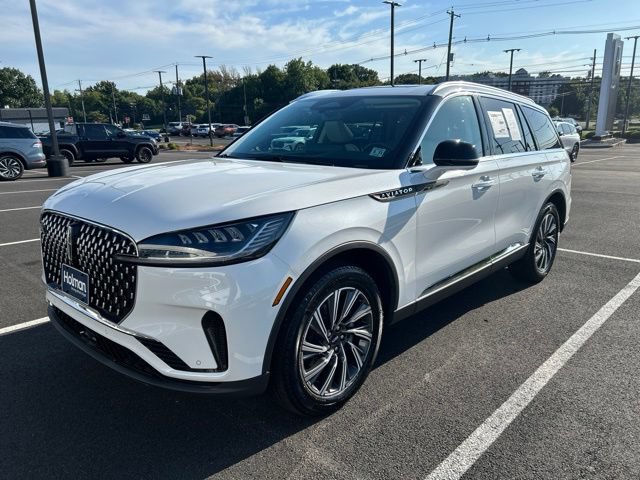 New 2026 Lincoln Aviator AWD image 1