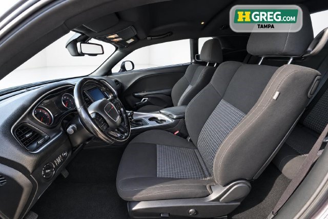 Used 2022 Dodge Challenger GT RWD image 10