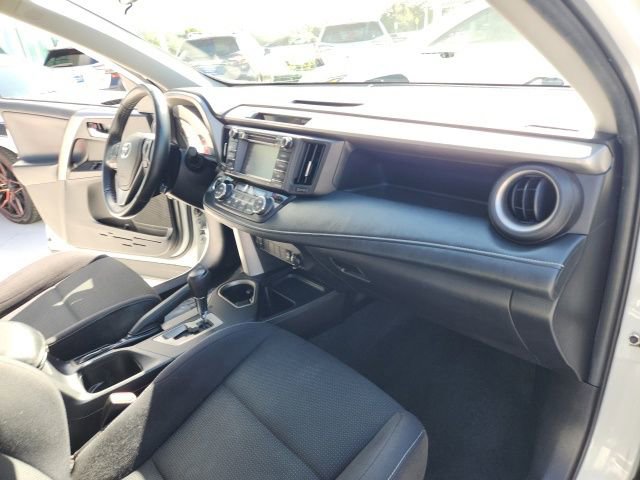 Used 2018 Toyota RAV4 XLE image 23