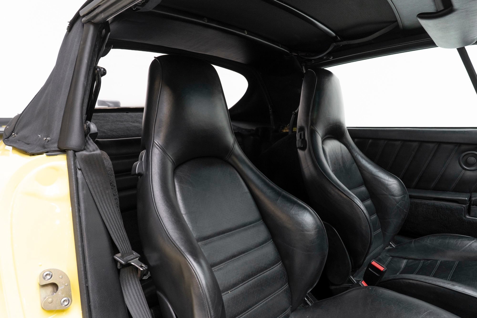 Used 1988 Porsche 911 Carrera RWD image 40