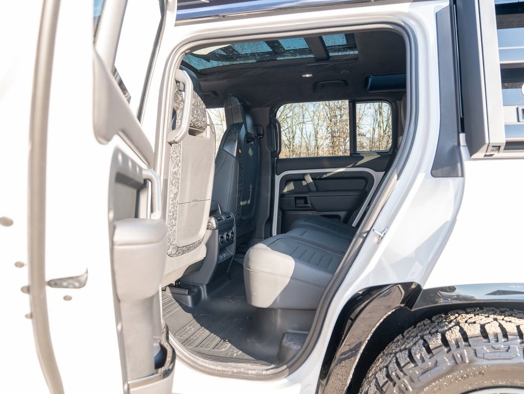 New 2026 Land Rover Defender 110 image 21