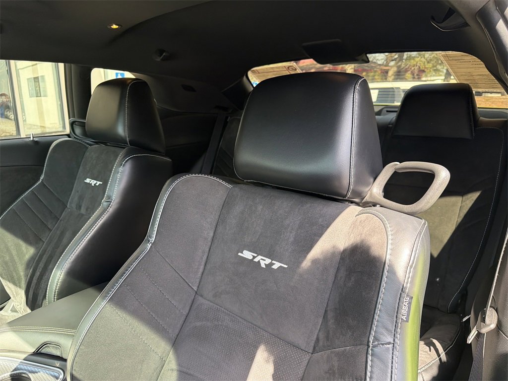 Used 2015 Dodge Challenger SRT Hellcat image 13