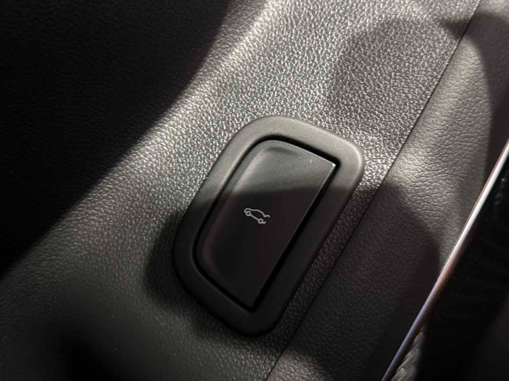 New 2026 GMC Acadia Elevation w/ Black Edition AWD/4WD image 35