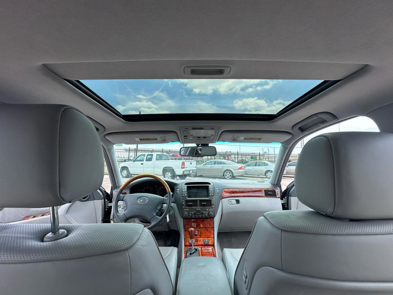 Used 2004 Lexus LS 430 RWD image 30