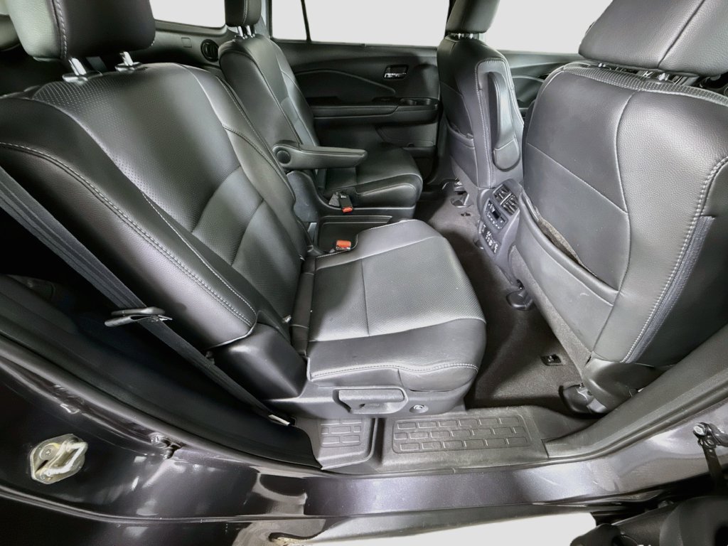 Used 2019 Honda Pilot Elite image 31
