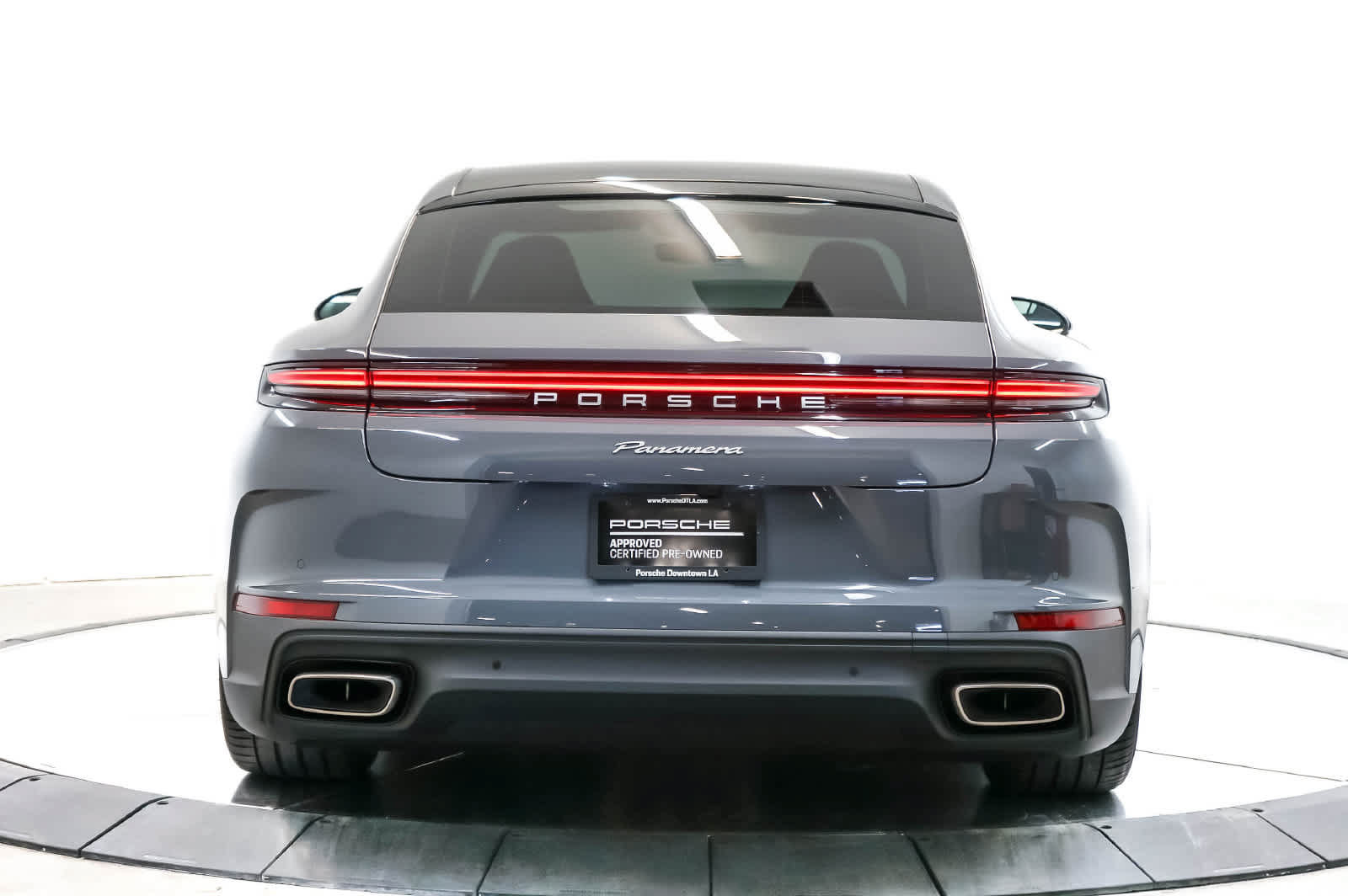 Certified 2025 Porsche Panamera RWD image 10
