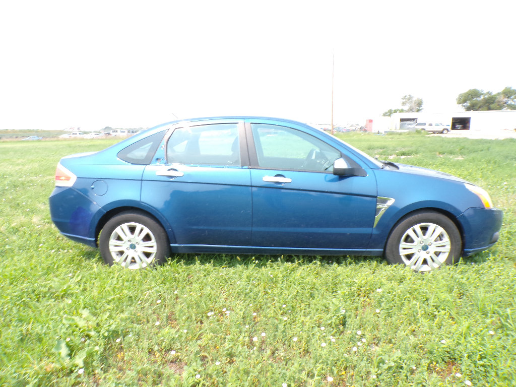 Used 2008 Ford Focus SE FWD image 4