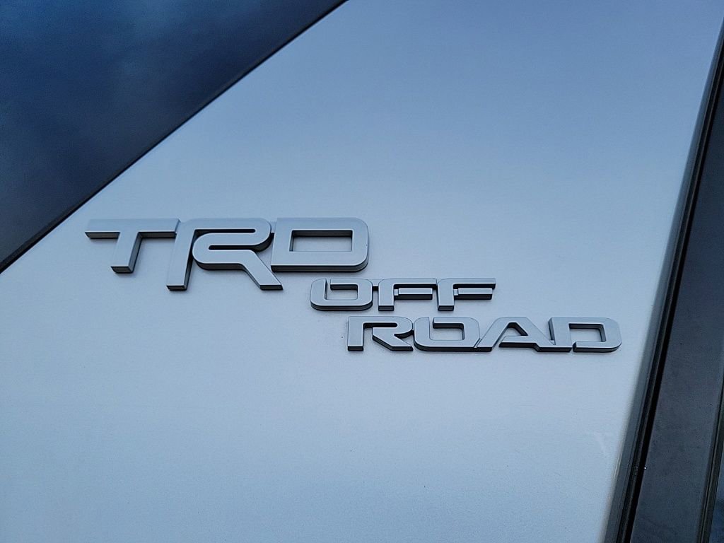 Used 2020 Toyota 4Runner TRD Off-Road Premium image 28