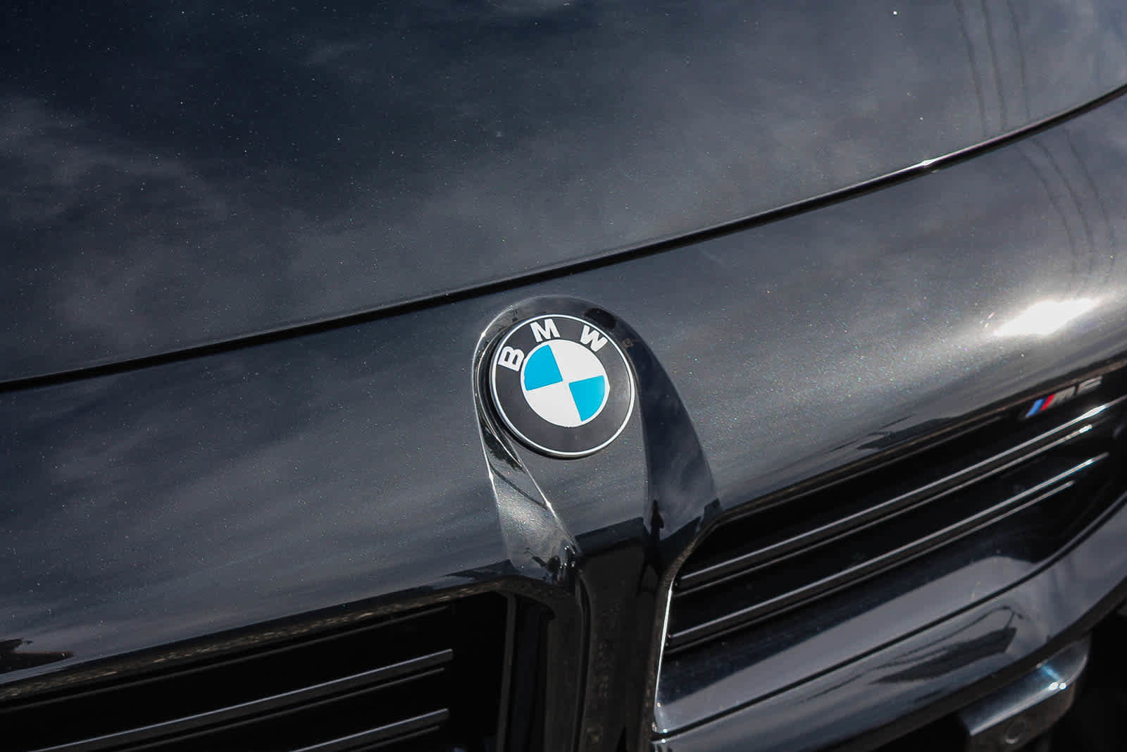 Used 2024 BMW M2 w/ Lighting Package image 11