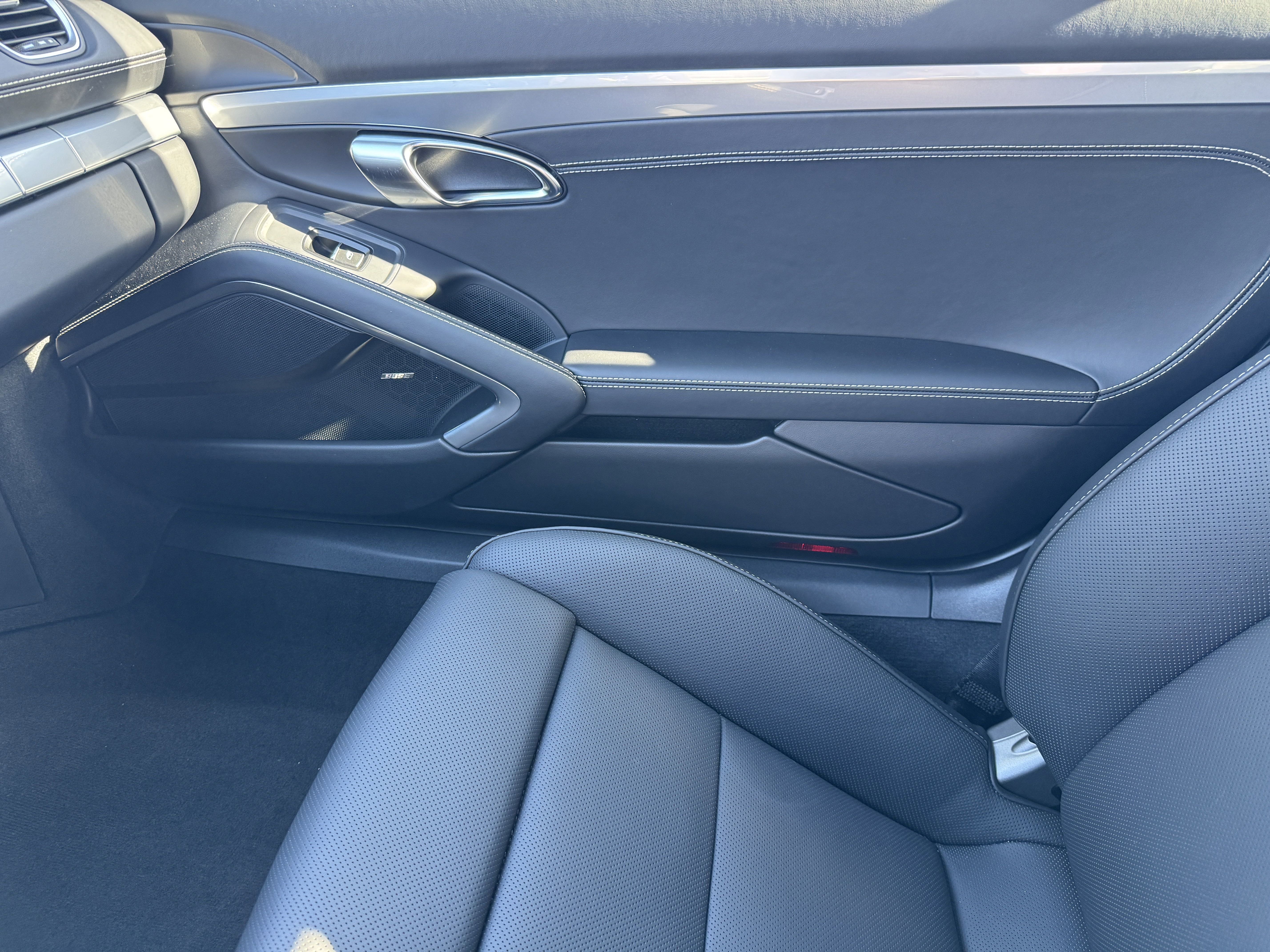 New 2025 Porsche 718 Cayman image 18