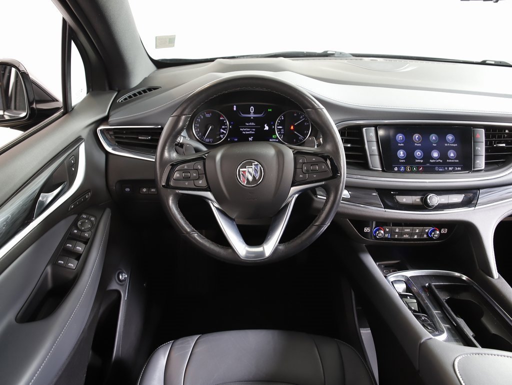 Used 2024 Buick Enclave Premium image 17