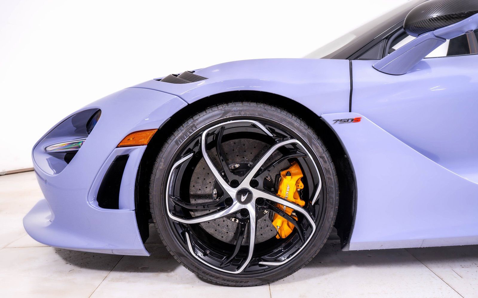 Used 2025 McLaren 750S Spider image 18