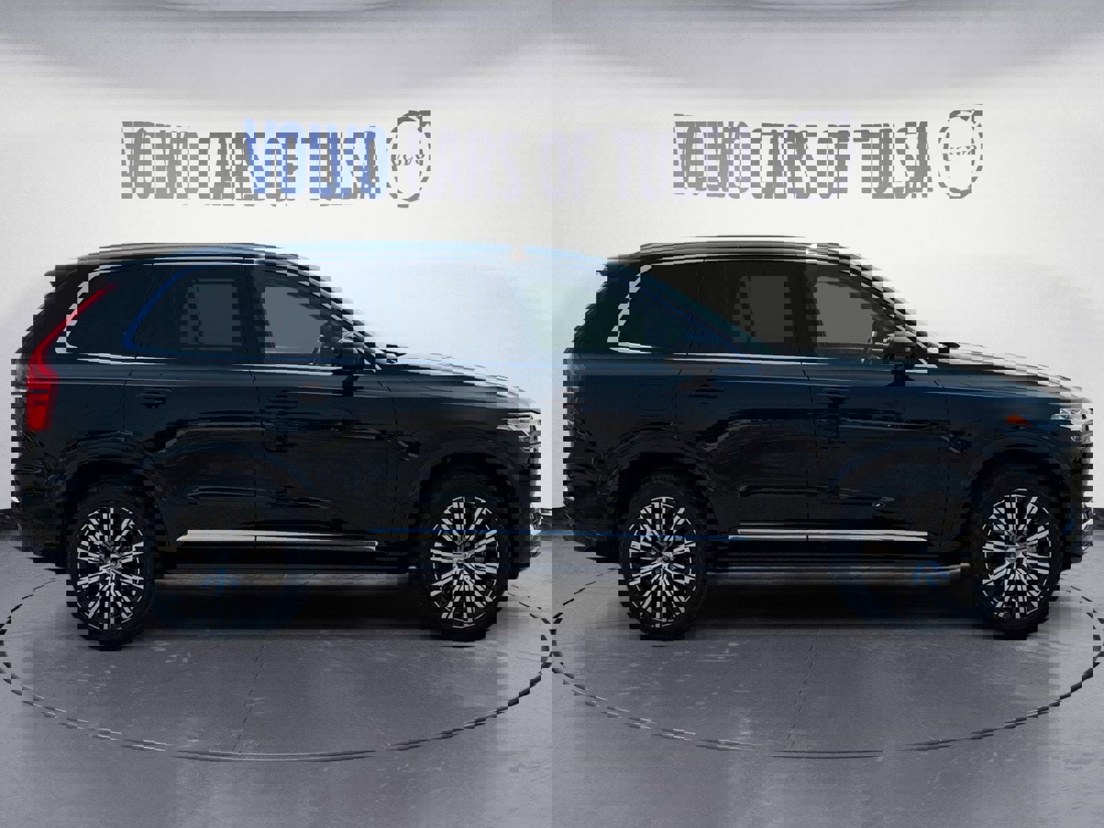 Used 2025 Volvo XC90 B5 Plus image 6