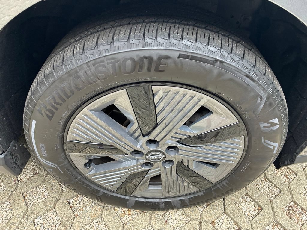 Certified 2025 Nissan Murano SL w/ Cargo Package AWD/4WD image 9