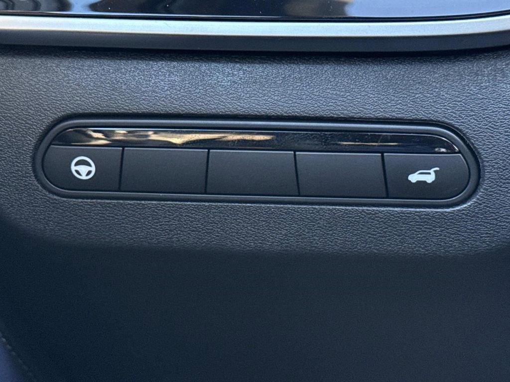 New 2026 INFINITI QX60 Sport w/ Dark Cargo Package image 13