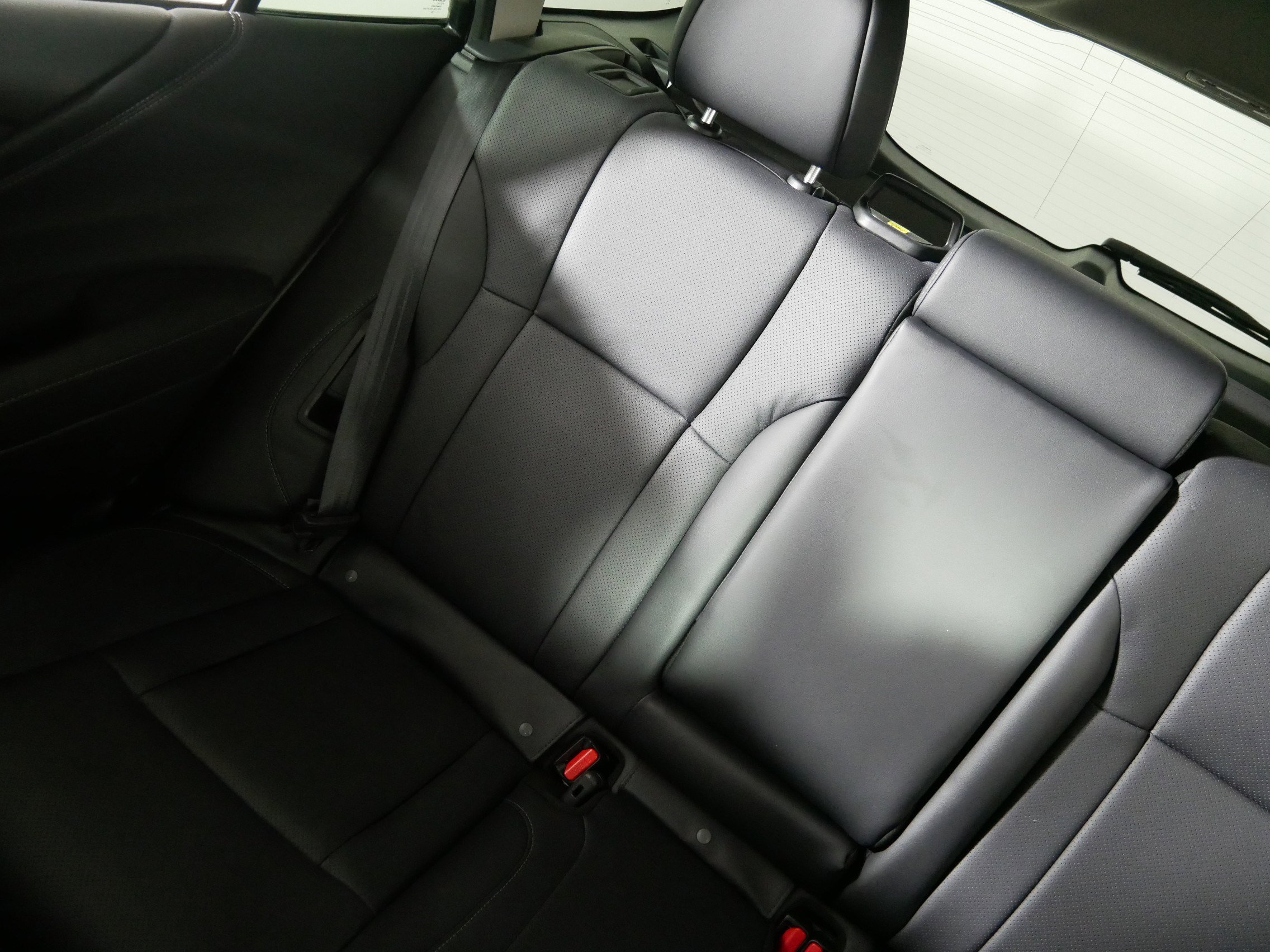 Used 2025 Subaru Outback Limited AWD/4WD image 12