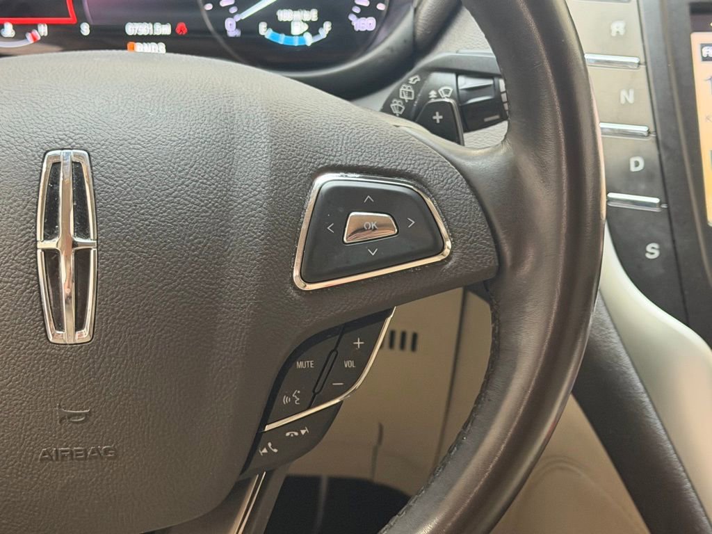 Used 2018 Lincoln MKC Select FWD image 16