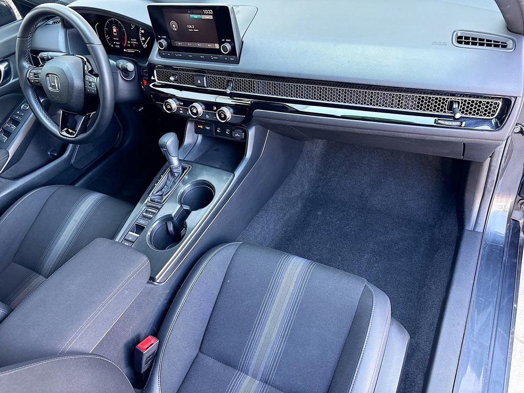 Used 2025 Honda Civic Sport image 17