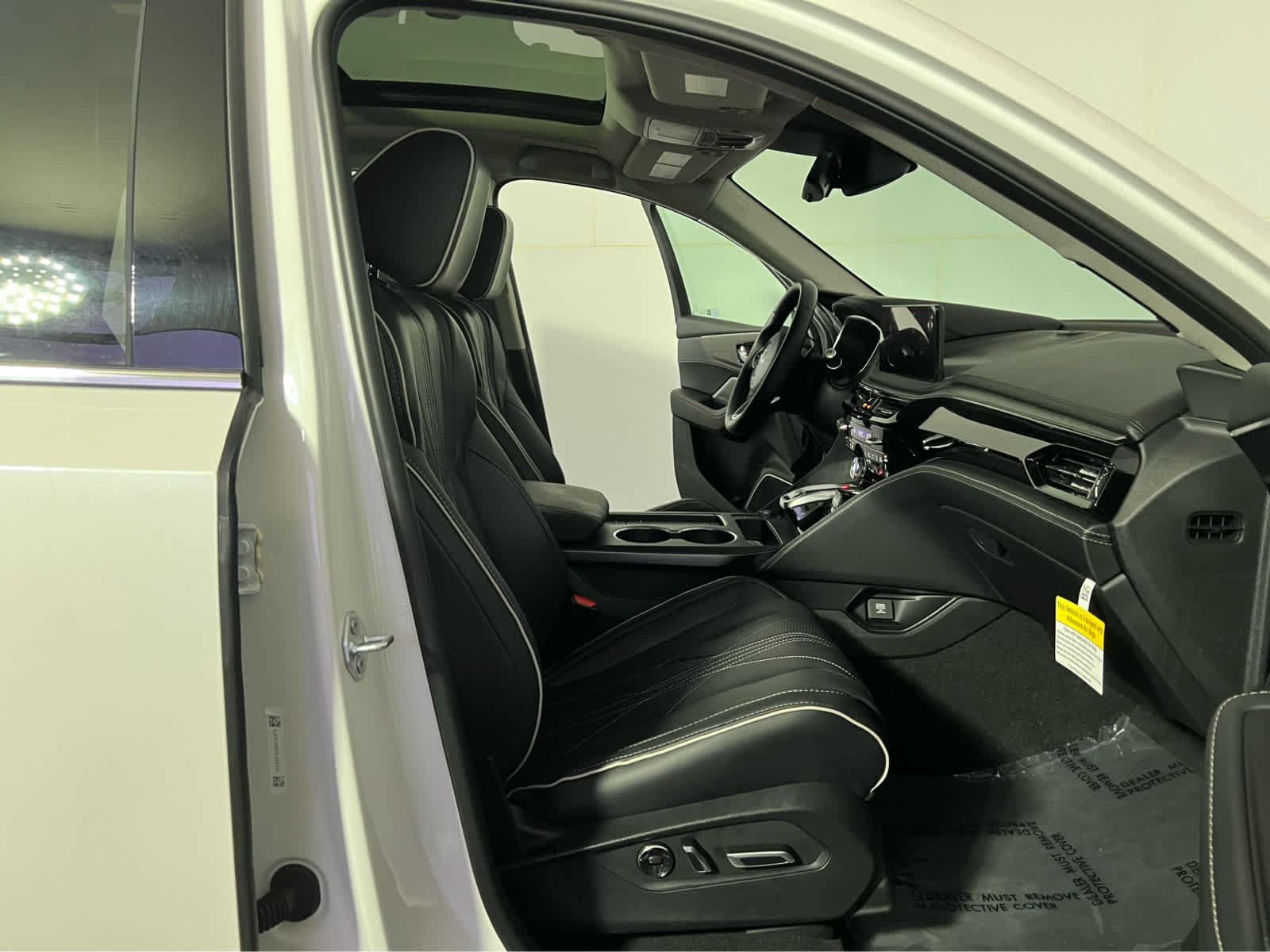 Used 2026 Acura MDX w/ Advance Package AWD/4WD image 32