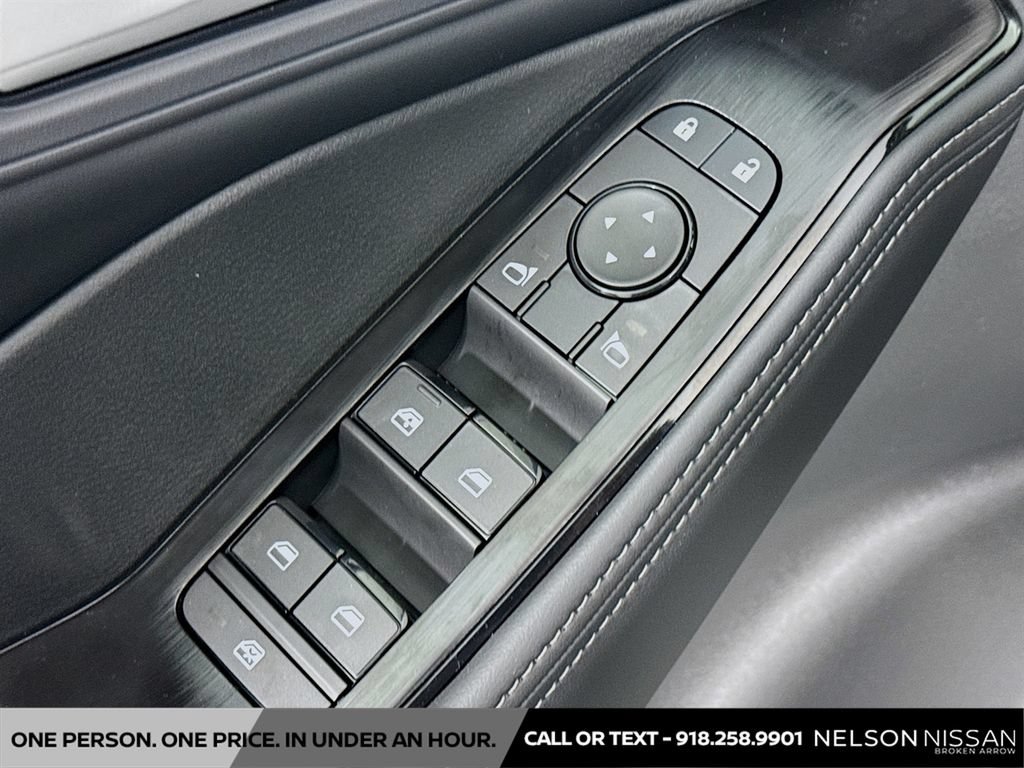 New 2026 Nissan Rogue Dark Armor FWD image 17