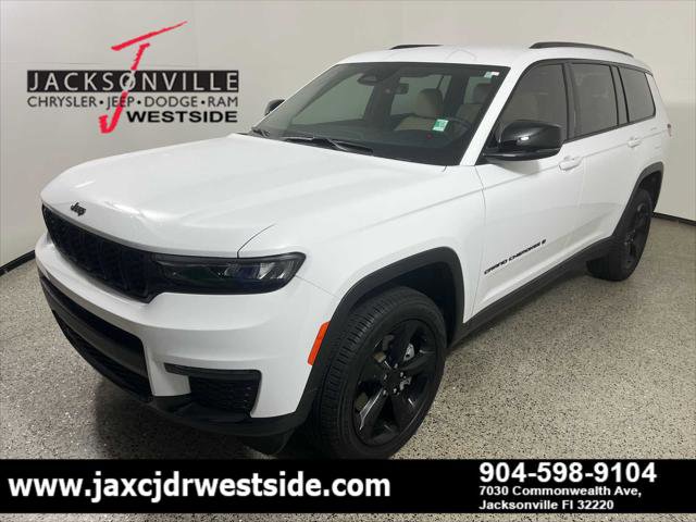 Certified 2025 Jeep Grand Cherokee L Limited w/ Black Appearance Package image 1