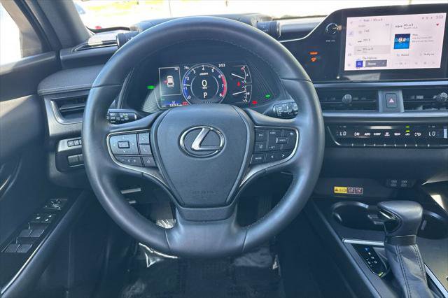 Certified 2024 Lexus UX 250h F Sport FWD image 17