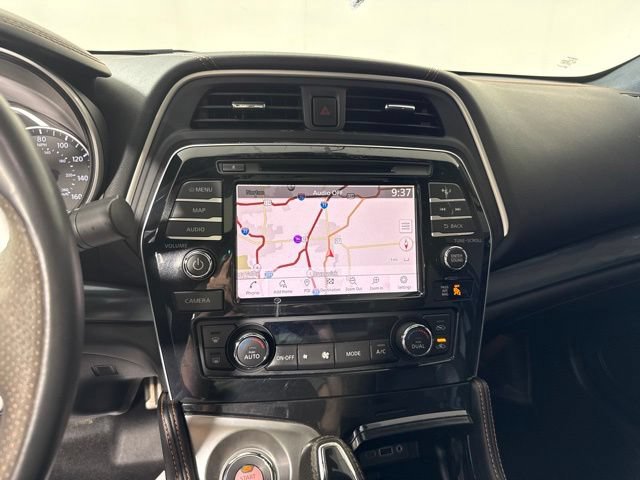 Used 2020 Nissan Maxima SR w/ Sport Mat Group FWD image 22