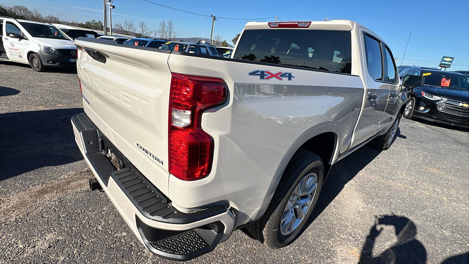 New 2026 Chevrolet Silverado 1500 Custom AWD/4WD image 5