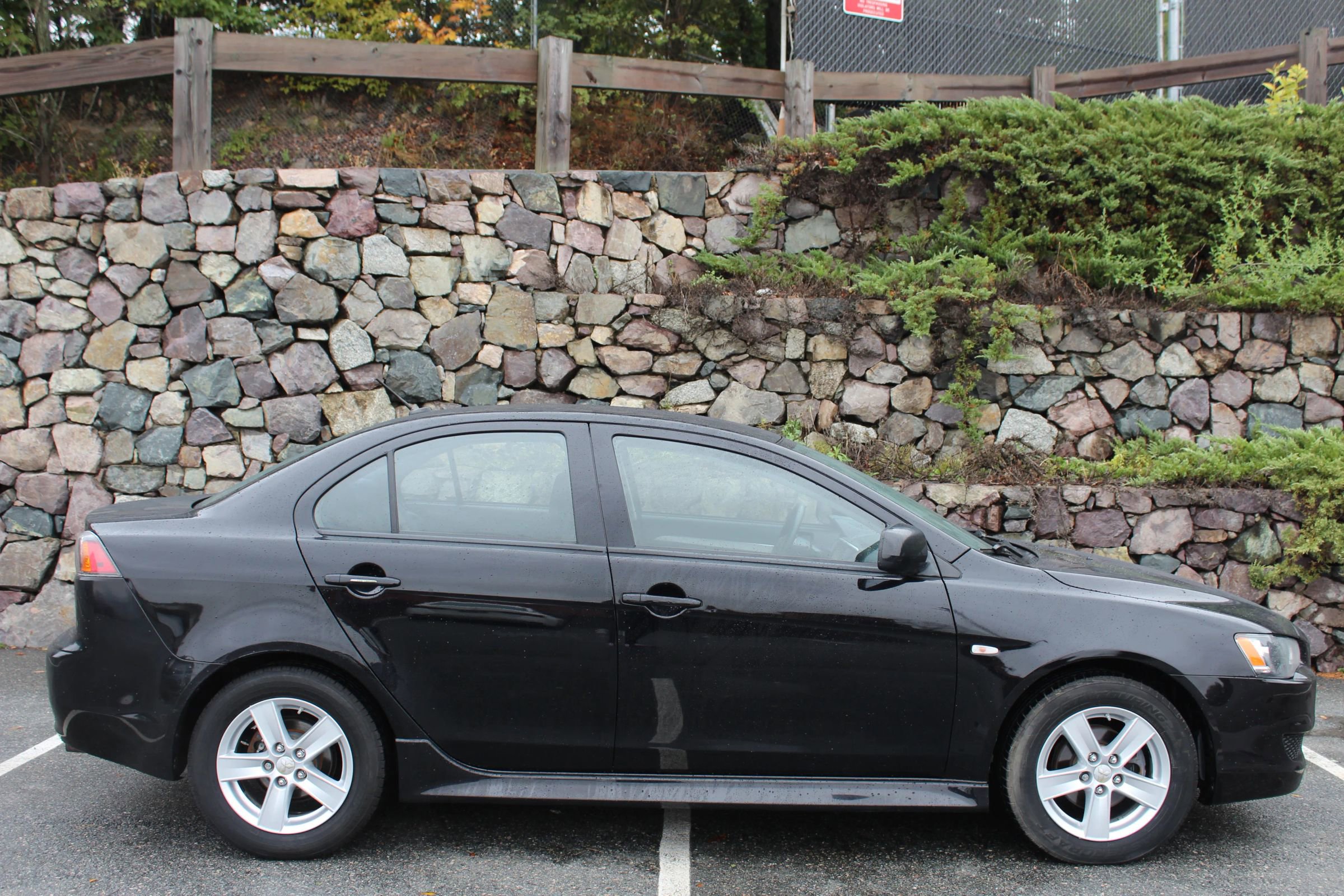 Used 2014 Mitsubishi Lancer SE image 5