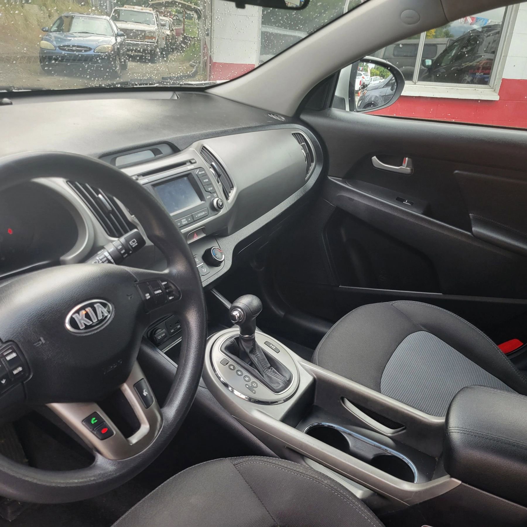 Used 2014 Kia Sportage LX image 10