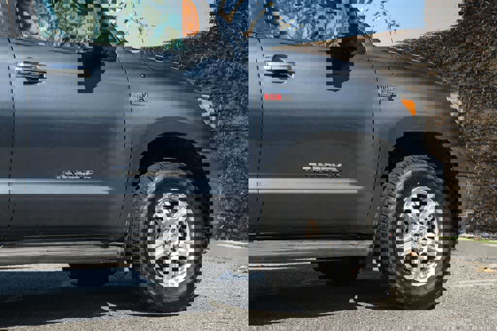 Used 2007 Toyota Tundra Limited image 11