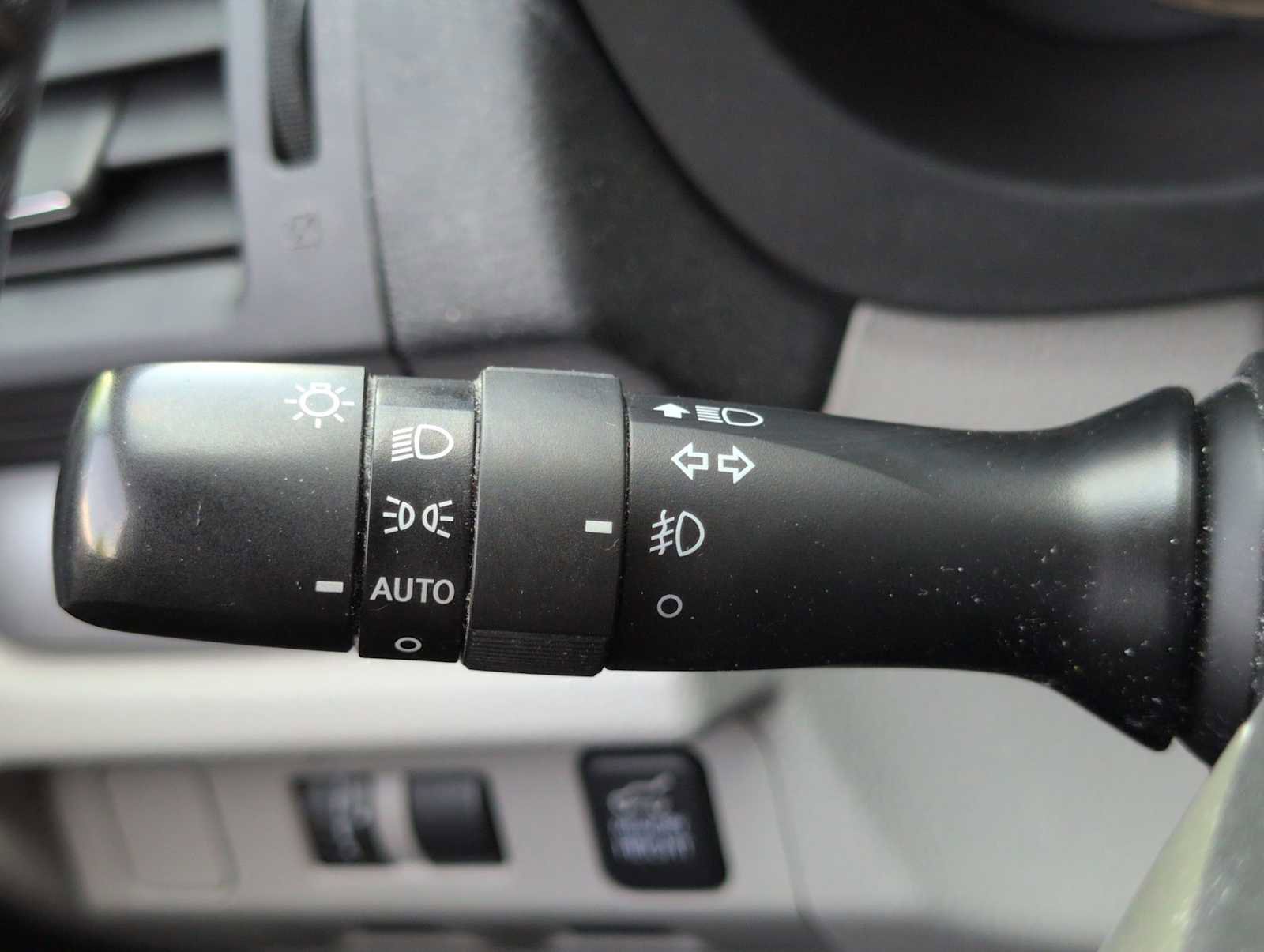 Used 2014 Subaru Forester 2.5i Limited AWD/4WD image 26