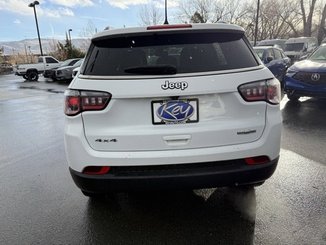 Used 2024 Jeep Compass Latitude image 11