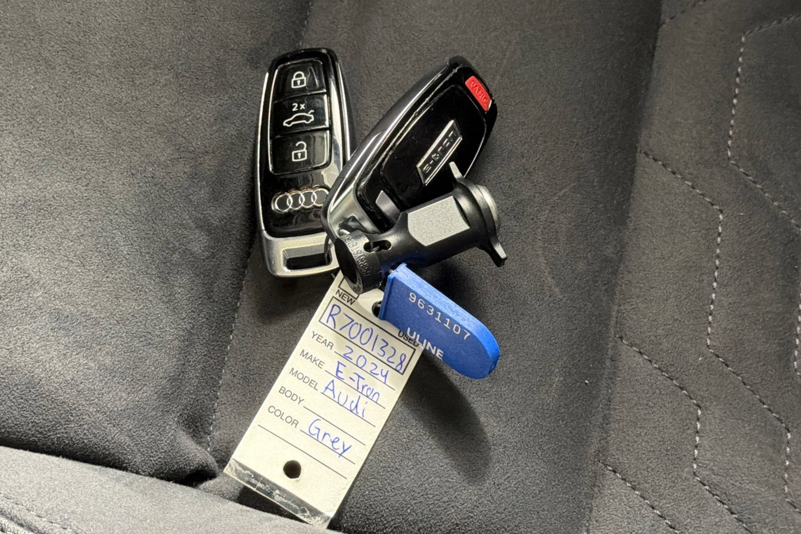 Used 2024 Audi e-tron GT Prestige image 24