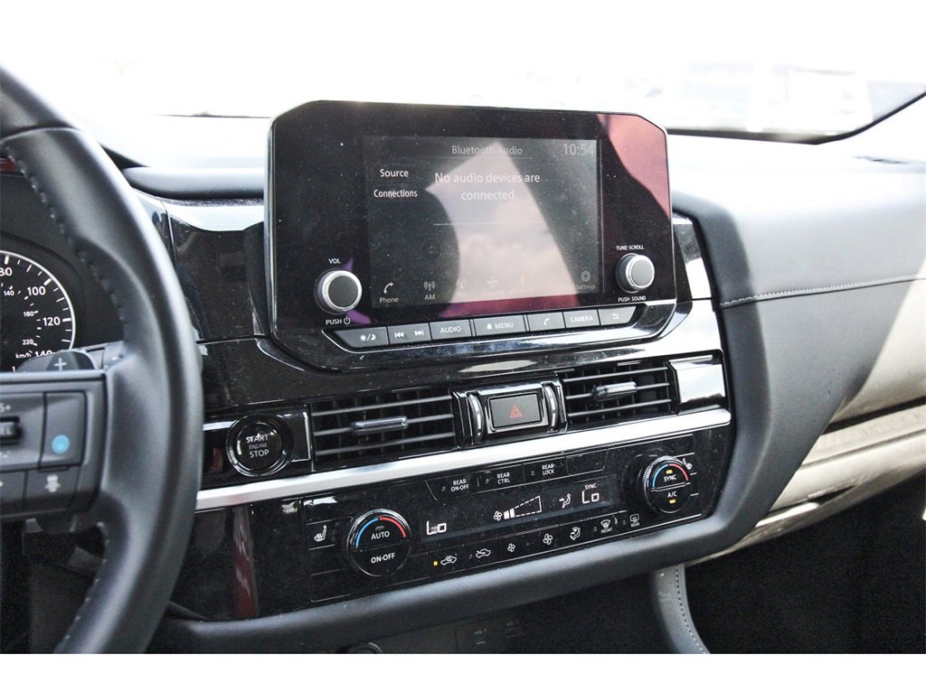 Used 2025 Nissan Pathfinder SV w/ Cargo Package image 15