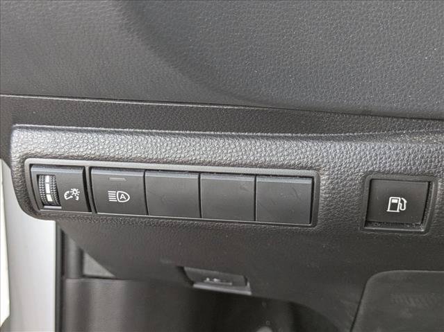 Used 2023 Toyota Corolla LE FWD image 12