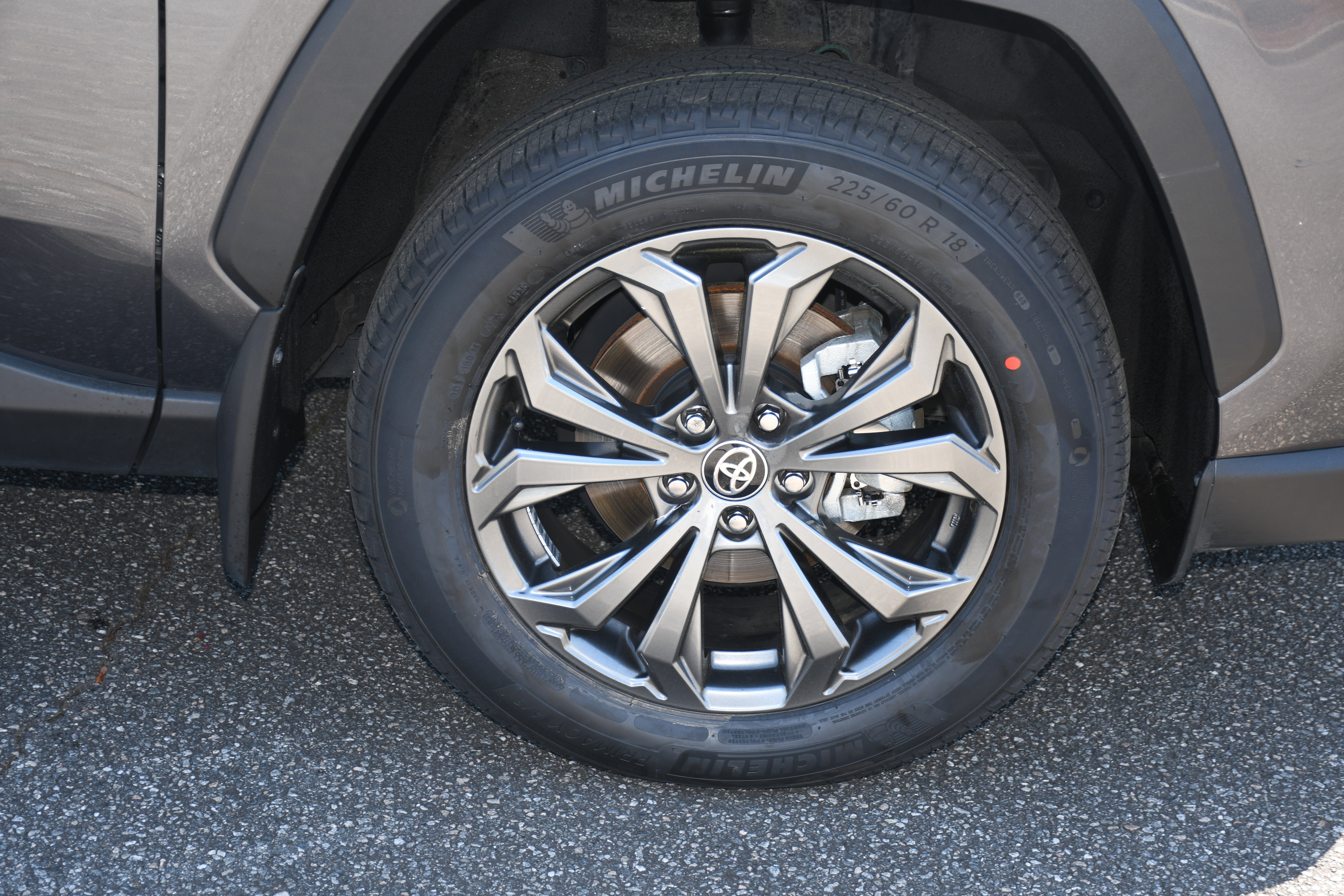 Used 2024 Toyota RAV4 Limited image 23