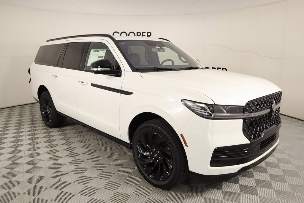 New 2025 Lincoln Navigator L Reserve w/ Jet Appearance Package