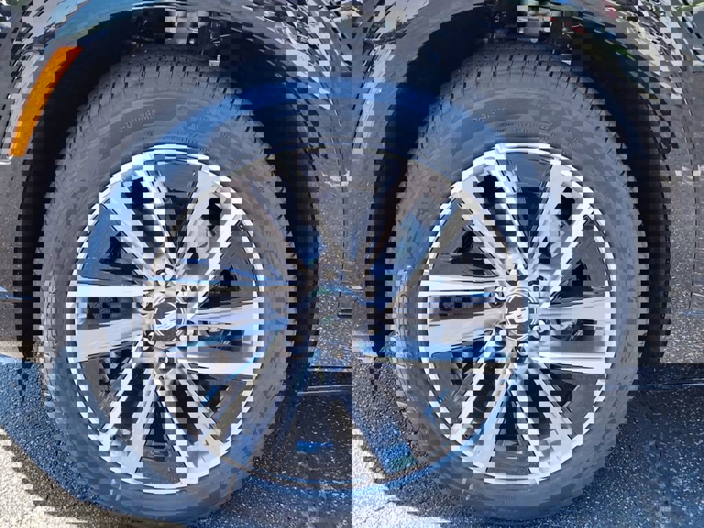 New 2026 Cadillac Vistiq Sport image 10