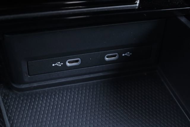 Used 2025 Volkswagen Atlas Cross Sport SE image 21